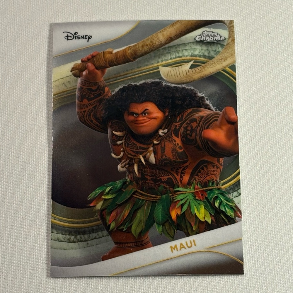 [5/$15] 2025 TOPPS CHROME DISNEY MAUI MOANA - BASE SET CARD #15 - LIGHTLY PLAYED